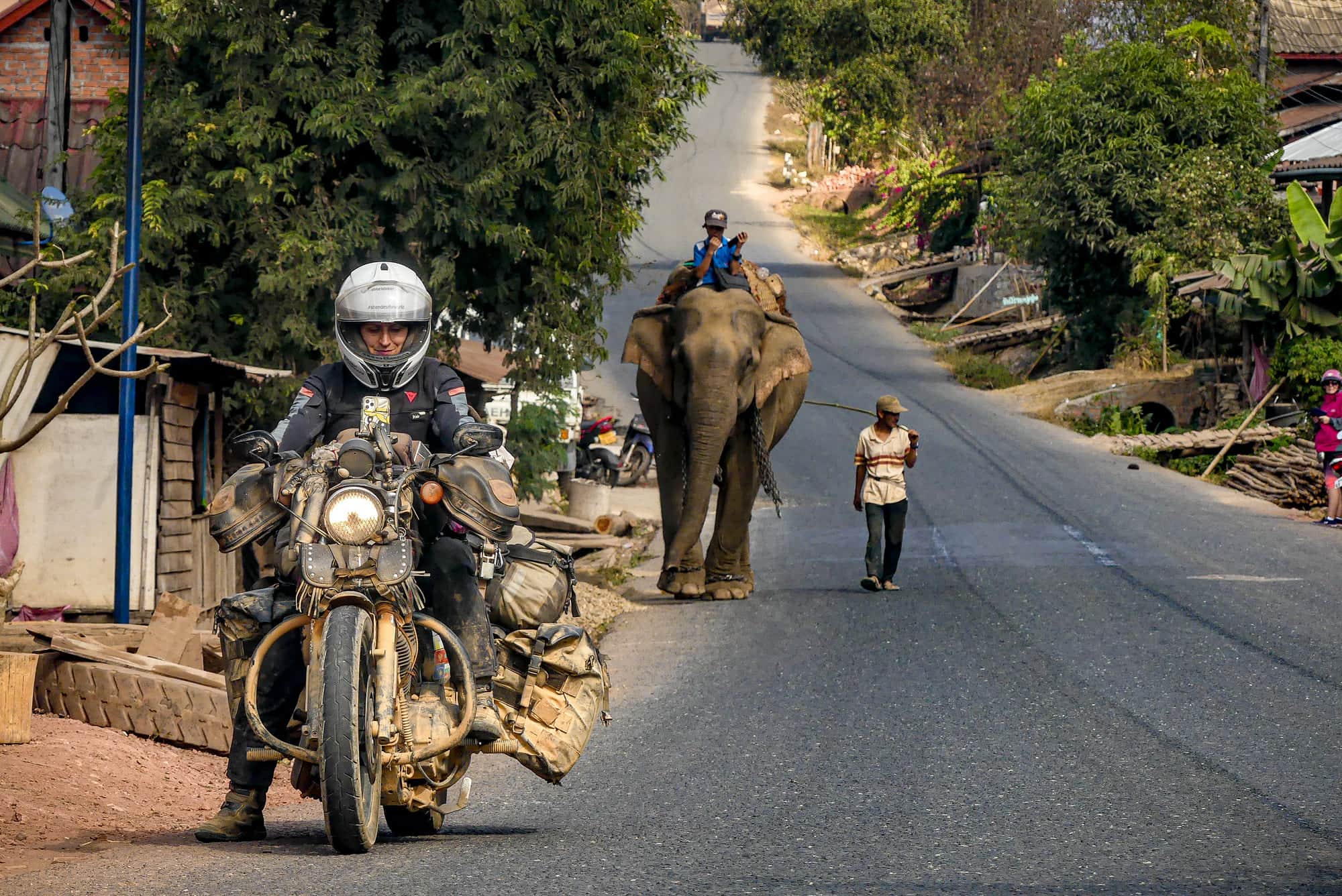 TRAVELLING THE WORLD BY HARLEY-DAVIDSON