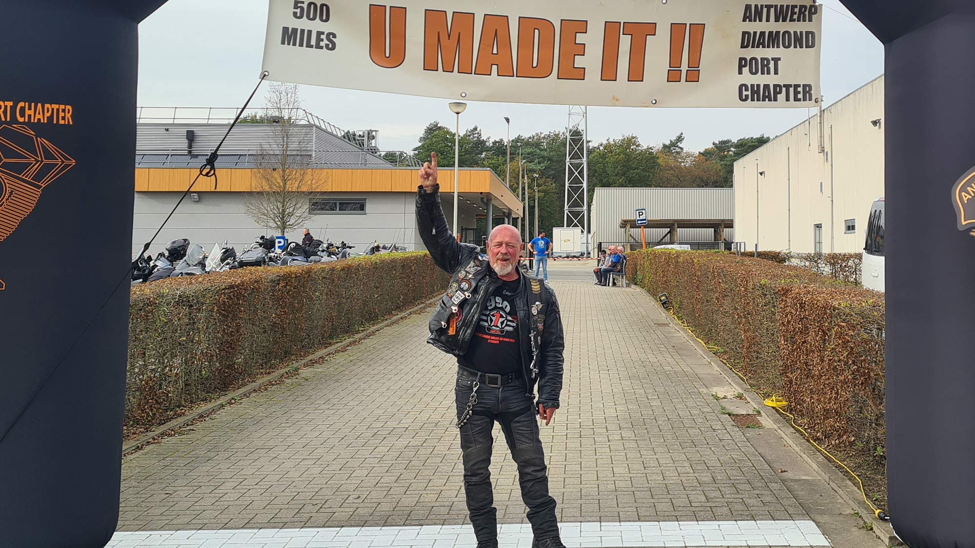 Lerne ein französisches H.O.G. Mitglied kennen, das jede Herausforderung auf zwei Rädern gelassen annimmt