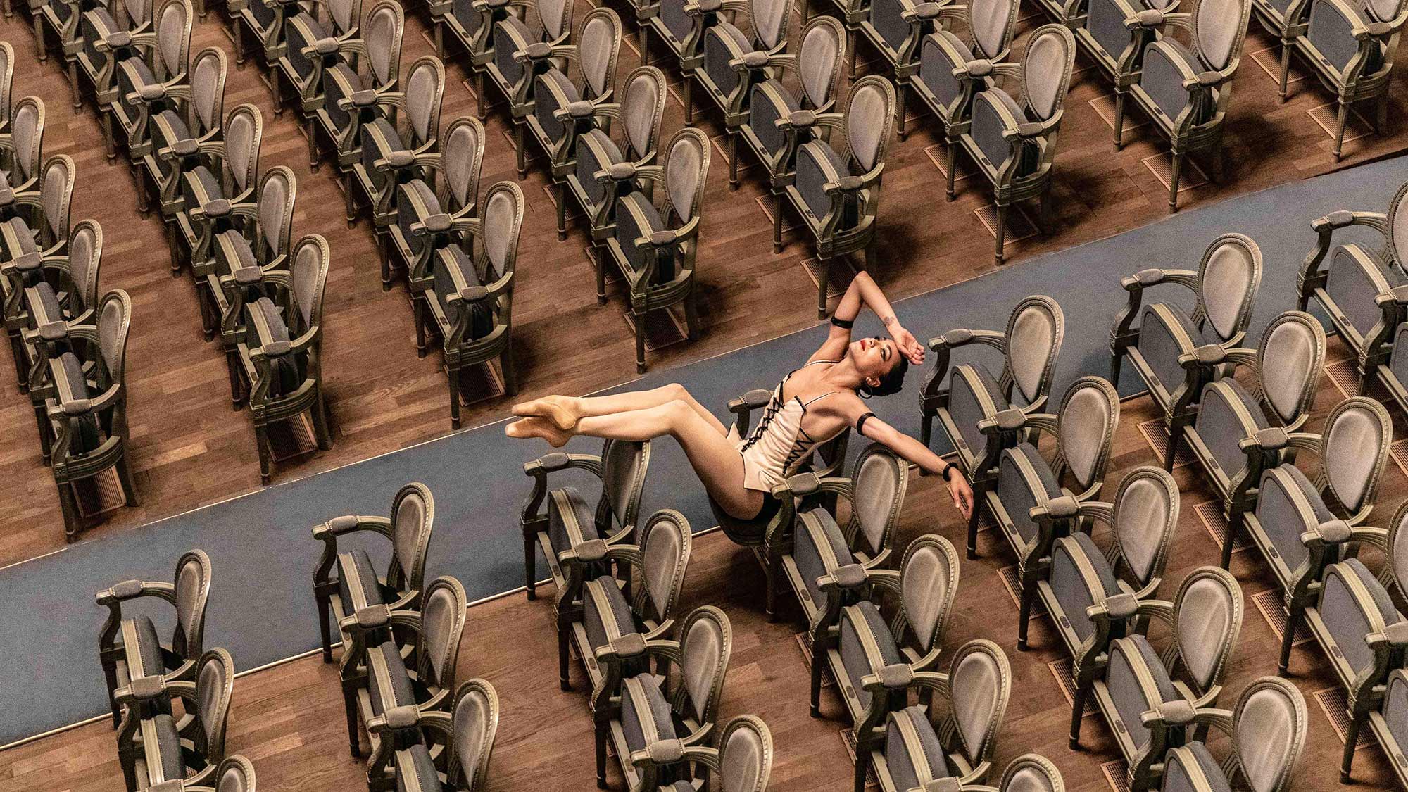 La double vie d&rsquo;une danseuse classique passionnée de Harley-Davidson