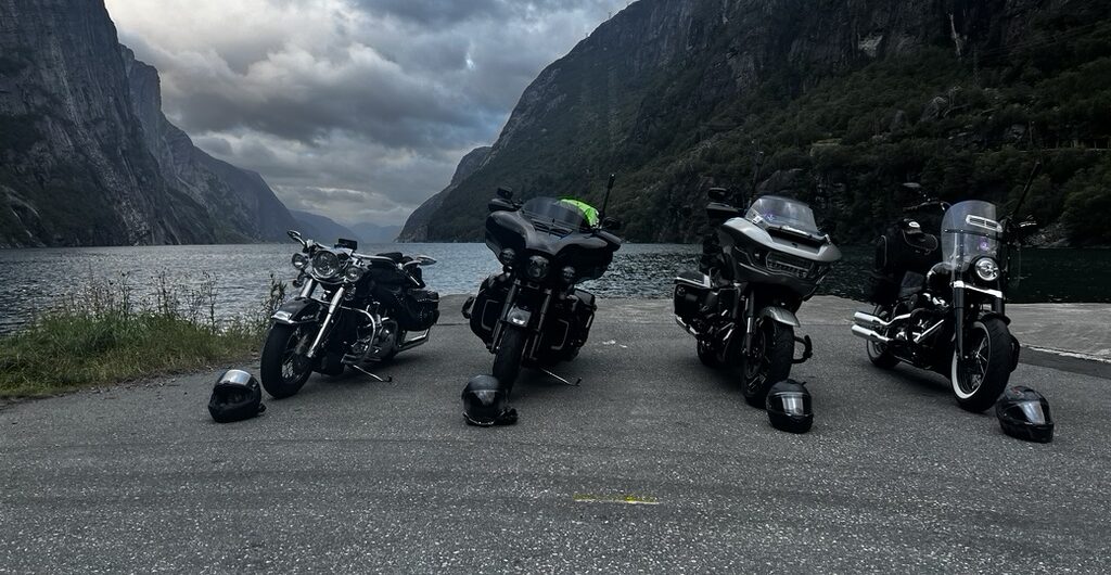 Dai fiordi all’amicizia: il nostro indimenticabile viaggio in moto in Norvegia