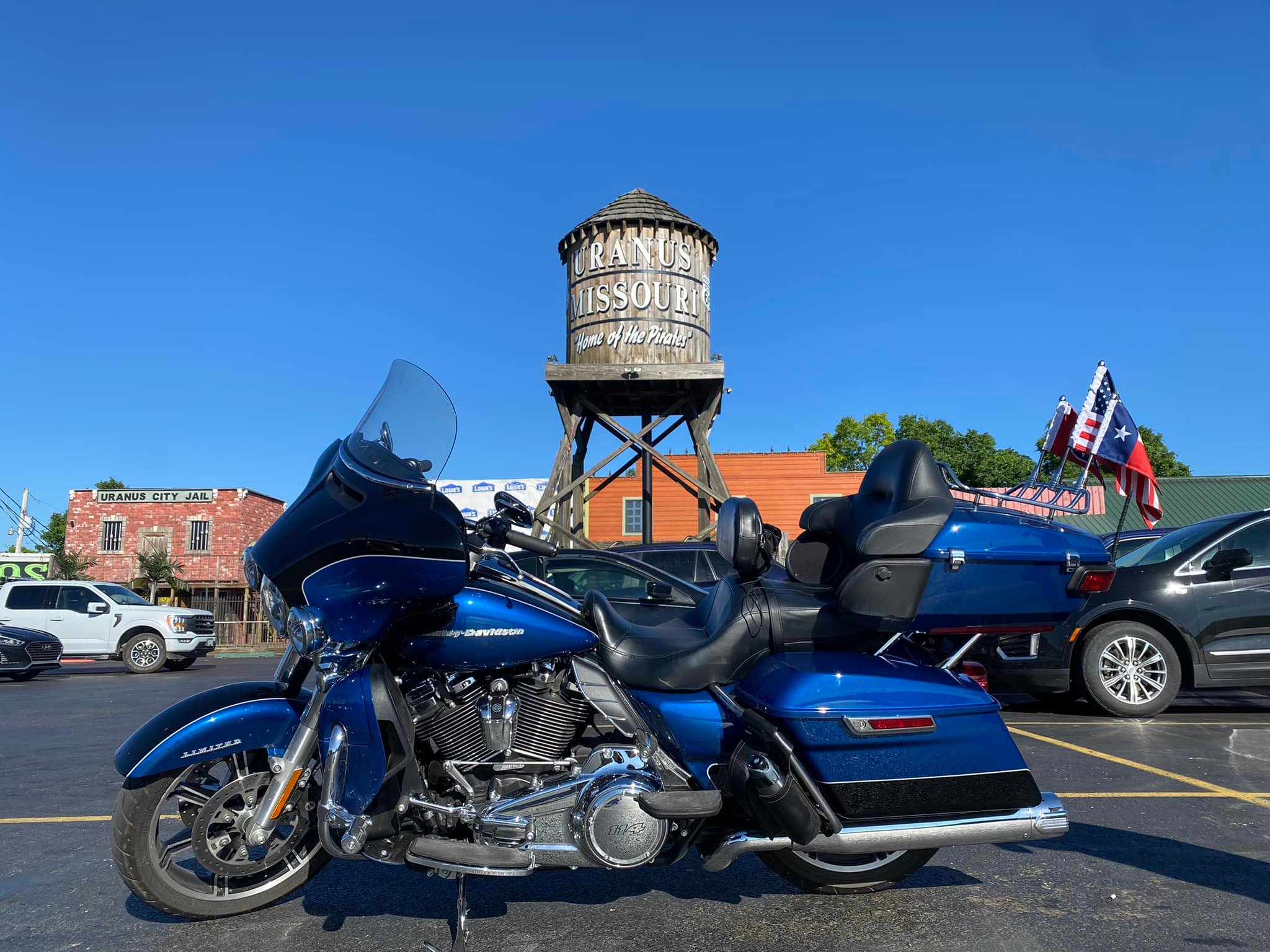 15 for ’26 Ride #7: Uranus, Mo Town Center